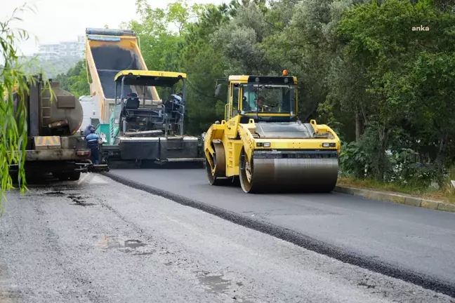 Gemlik Belediyesi Küçük Sanayi Sitesi'nde yol çalışmalarını tamamladı