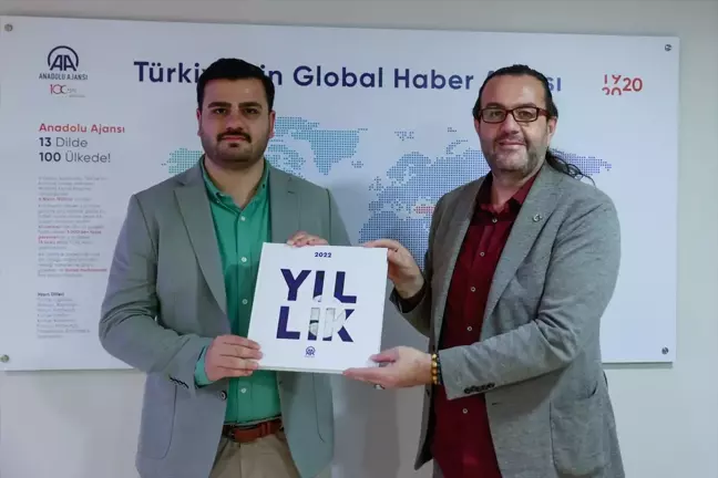 AK Parti Gençlik Kolları Genel Başkanı Eyyüp Kadir İnan, AA İzmir Bölge Müdürlüğünü ziyaret etti