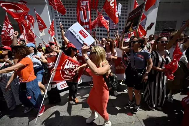 H&M İspanya'da çalışanlar greve gitti