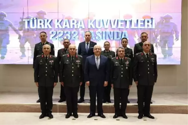 Milli Savunma Bakanı Yaşar Güler, Kara Kuvvetleri Komutanlığı'nın Kuruluş Yıl Dönümü Dolayısıyla Personeli Kabul Etti
