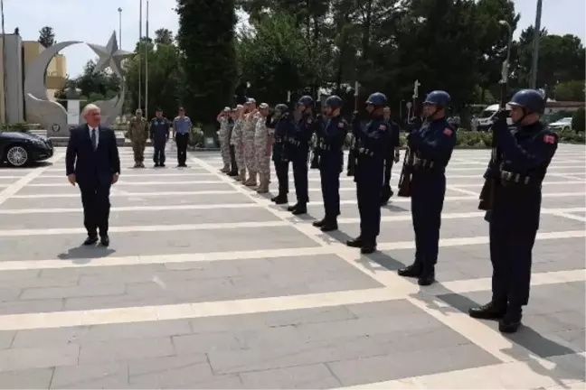 Milli Savunma Bakanı Yaşar Güler, TSK birliklerini ziyaret etti