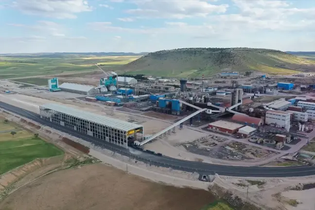 Eti Bakır Mazıdağı Metal Geri Kazanım ve Entegre Gübre Tesisleri'nde Kalite Kontrol Laboratuvarı Akreditasyon Belgesi Aldı