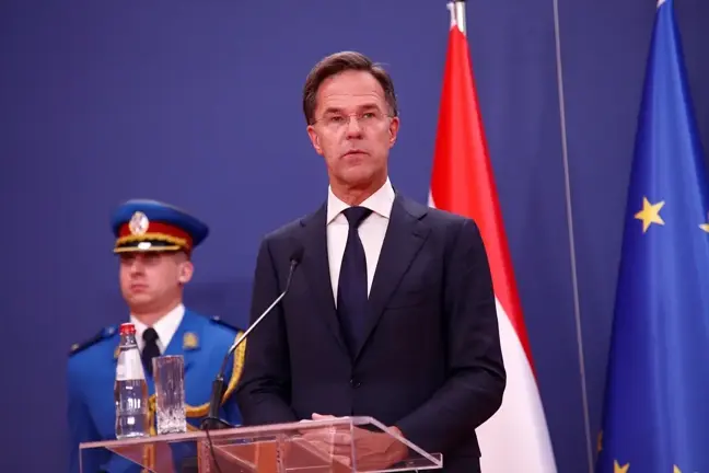 Hollanda ve Lüksemburg, Sırbistan ve Kosova arasında diyaloğun devam etmesi çağrısında bulundu