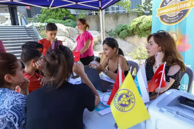 Buca Belediyesi, LGS Tercih Günleri'ni Başlattı