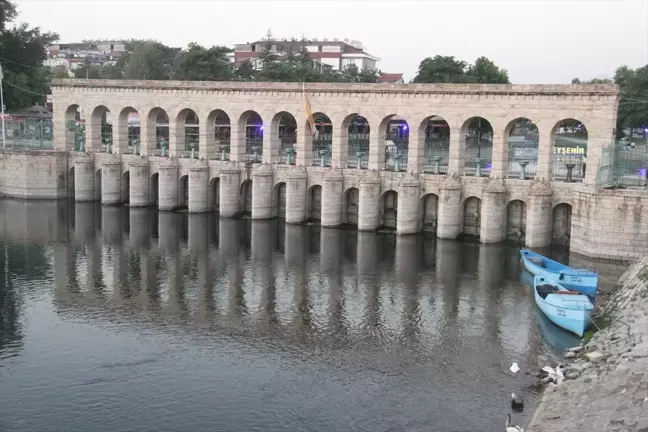 Beyşehir Gölü'nden Konya Ovası'na su verilmeye başlandı