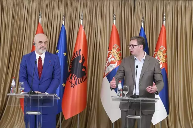 Arnavutluk Başbakanı Rama, Sırbistan ve Kosova Arasındaki Gerginliğin Çözümünde Diyalog ve Anlaşma Yolunun Önemini Vurguladı