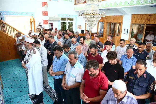 Giresun'da kaybolan vatandaş için gıyabi cenaze namazı kılındı