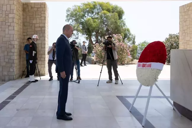 TBMM Başkanı Numan Kurtulmuş, KKTC'de Dr. Fazıl Küçük ve Rauf Denktaş'ın Mezarlarını Ziyaret Etti