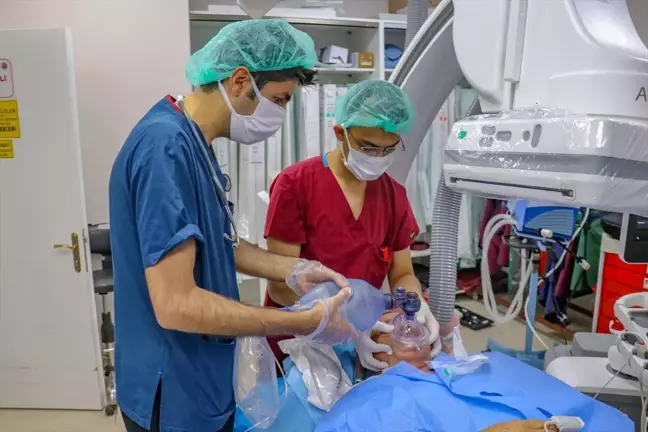Londra'da yaşayan kalp hastası kadın, Van'da yapılan ameliyatla iyileşti