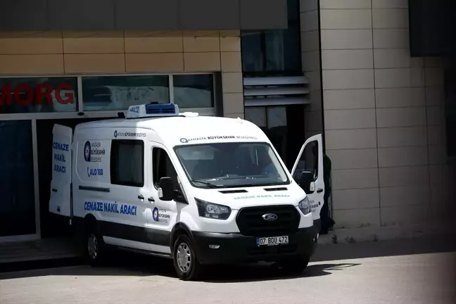 Antalya'da Atık Su İstasyonunda Hayatını Kaybeden 3 Kişinin Cenazesi Teslim Edildi
