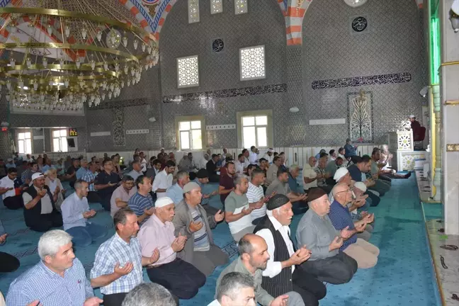 İscehisar'da 15 Temmuz şehitleri için mevlit programı düzenlendi