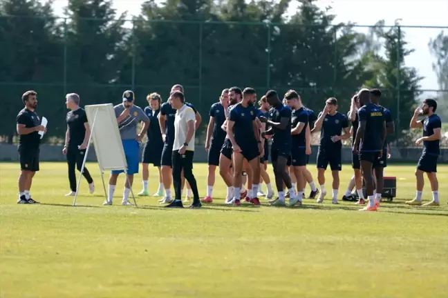 Ankaragücü Teknik Direktörü Tolunay Kafkas: Taraftar Desteğiyle Ligde İyi Yerlerde Olacağız