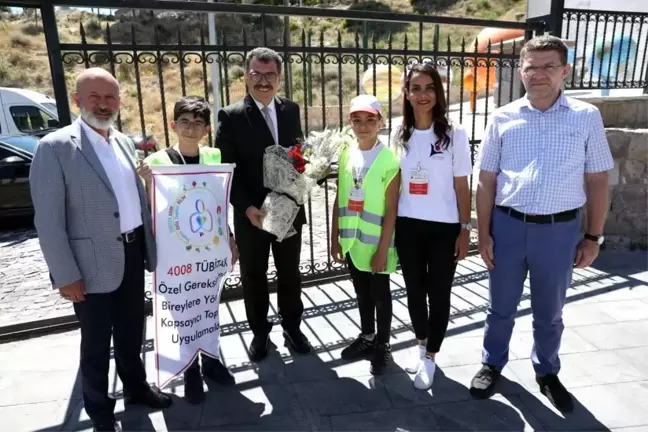 Kocasinan Belediye Başkanı Ahmet Çolakbayrakdar, TÜBİTAK Başkanı Prof. Dr. Hasan Mandal'ı Erkilet Generalemir Havacılık ve Uzay Bilimleri Merkezi'nde misafir etti