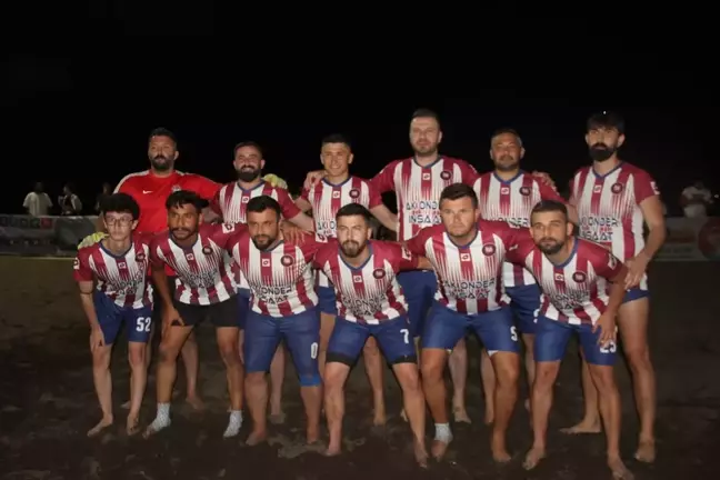 Ordu'da Manyetik Kum Futbol Turnuvası Düzenlendi