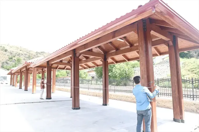 Ayaş Belediyesi, Tarihi Dokuya Uygun Kapalı Pazar Yerini Hizmete Aldı
