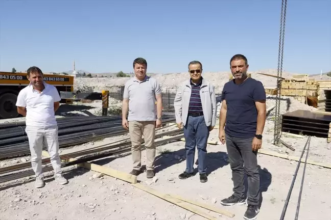 Aksaray'da Hasta Yakını Konuk Evi ve Külliyesi İnşaatı İncelendi