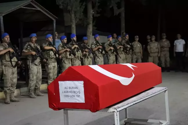 Çobanbey'de hayatını kaybeden Jandarma Astsubay Kıdemli Başçavuş Ali Buran için uğurlama töreni düzenlendi