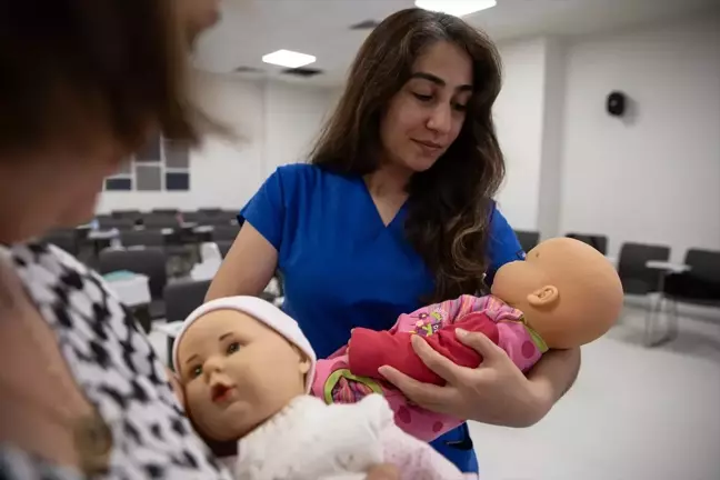 Anne Sütüne Yönelik Eğitimlerle Farkındalık Artırılıyor