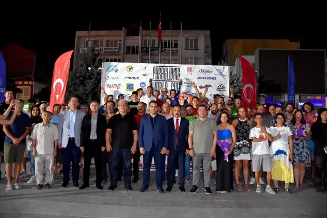 Aksaray'da Yamaç Paraşütü Dünya Kupası Tamamlandı