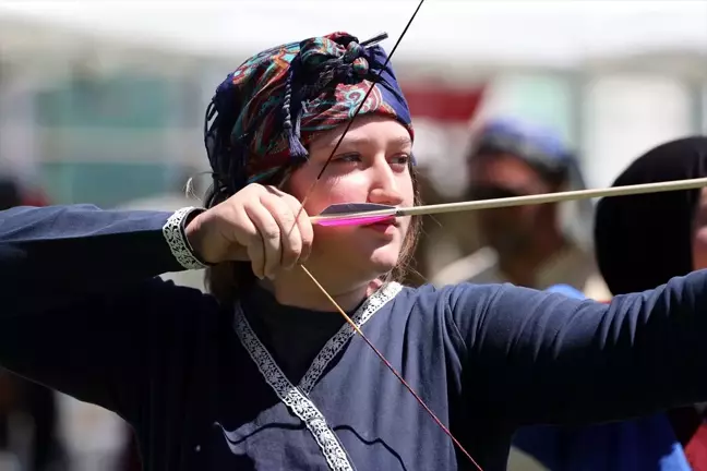 Geleneksel Türk Okçuluk Gençler Açık Hava Puta Türkiye Şampiyonası Sivas'ta Tamamlandı