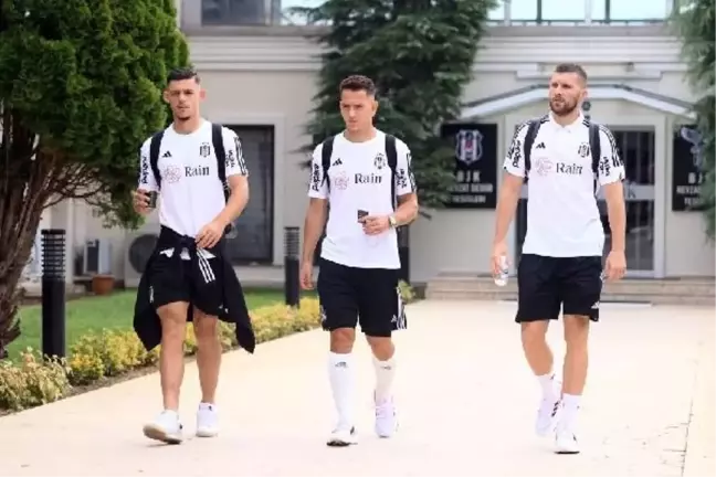 Beşiktaş UEFA Konferans Ligi 3. Ön Eleme Turu için Bakü'ye gitti