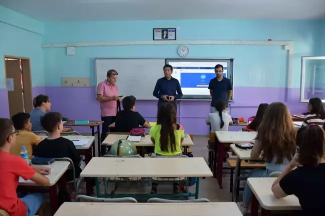 Tekirdağ Milli Eğitim Müdürü Yaz Destekleme ve Yetiştirme Kurslarını Ziyaret Etti