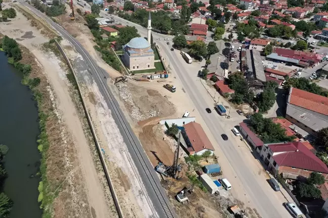 Halkalı-Kapıkule Demir Yolu Projesi'nde Çalışmalar Devam Ediyor