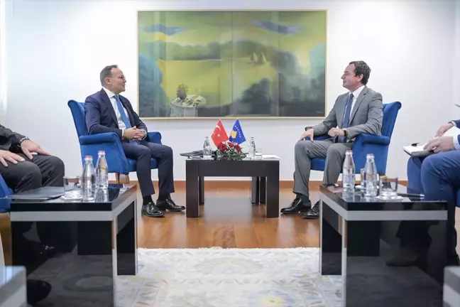 Dışişleri Bakan Yardımcısı Bozay, Kosova'da temaslarda bulundu