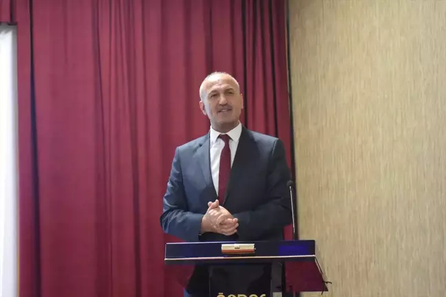 İbni Sina Konferansı ve Bin Bir Şifa Sergisi Düzenlendi