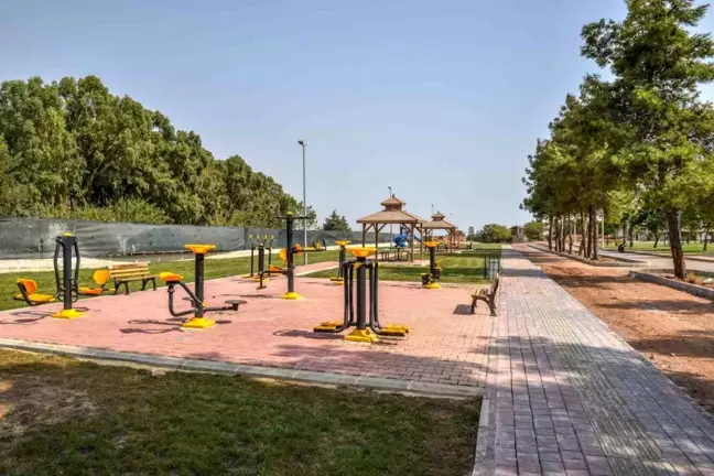 Kepez Belediyesi Altınova'ya 6 Parkla 36 Bin Metrekarelik Yeşil Alan Kazandırıyor
