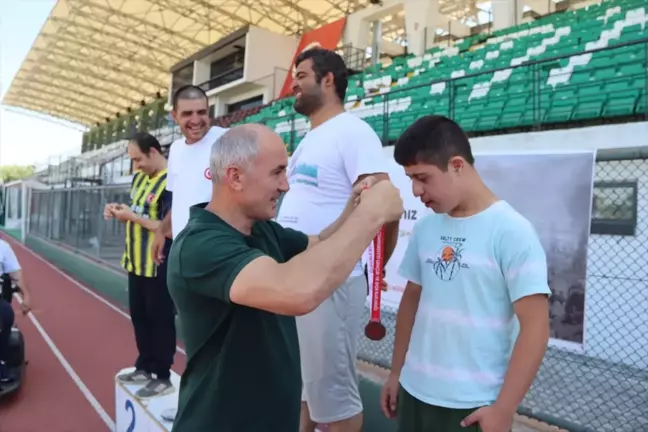 Iğdır'da Zafer Bayramı Atletizm ve Gülle Atma Turnuvası