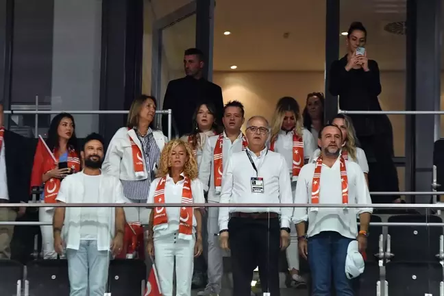 A Milli Kadın Voleybol Takımı Almanya'yı 3-0 Yendi