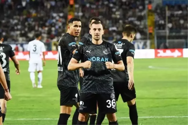 Manisa Futbol Kulübü, Erzurumspor FK'yı deplasmanda mağlup etti