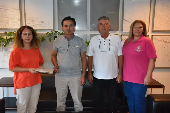 Giyim Bankasına Bağışlanan Pantolonda 9 Bin Lira Bulundu