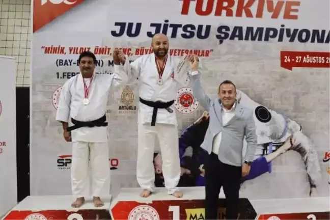 Mardinli Sporcular Türkiye 1. Ferdi Ju Jitsu Şampiyonası'nda Rekor Kırdı