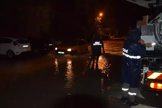 Kulu'da Şiddetli Yağışlar Sonucu Su Baskınları Oluştu