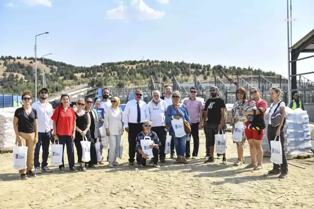 Hayvanseverlerden Karataş Geçici Hayvan Bakımevi ve Rehabilitasyon Merkezine ziyaret