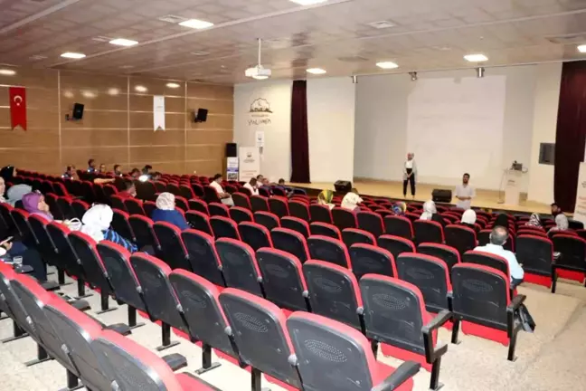 Şanlıurfa Büyükşehir Belediyesi Personeline Beden Dili ve Diksiyon Eğitimi Semineri