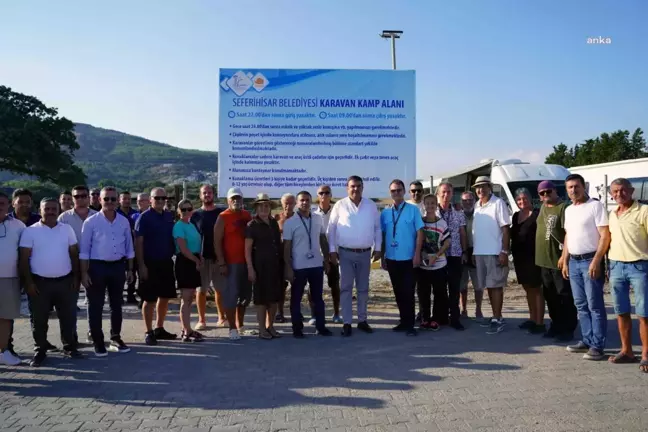 Seferihisar Belediyesi Ürkmez Sakızağacı'nda Karavan Parkı'nı Hizmete Açtı