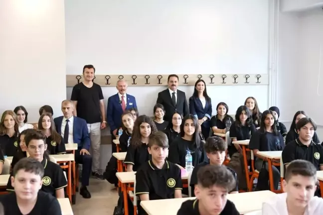 Bayrampaşa Anadolu Lisesi'nde Yeni Eğitim Dönemi Başladı