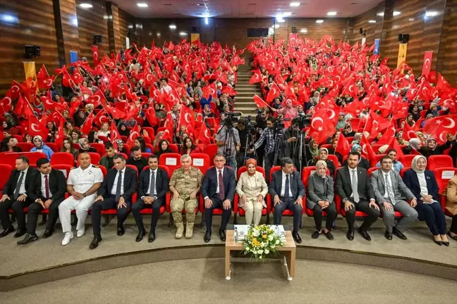 Aile ve Sosyal Hizmetler Bakanı Göktaş, 100 Aile Destek Merkezi açılışında konuştu