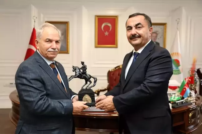 Samsun İlkadım Belediye Başkanı Necattin Demirtaş, İl Emniyet Müdürü Ahmet Arıbaş'ı ziyaret etti