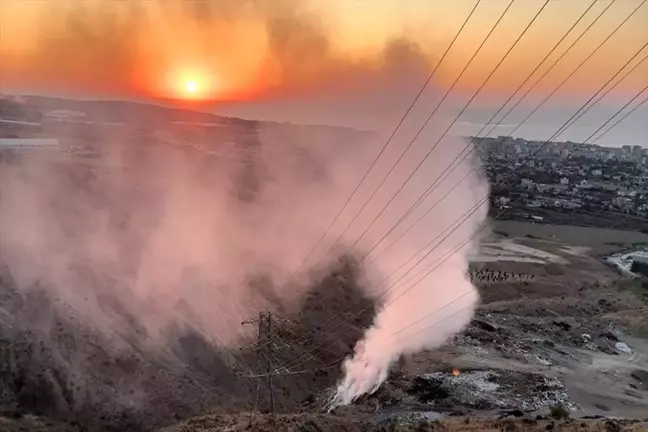 Hatay'da çöplük alanda çıkan yangın söndürüldü