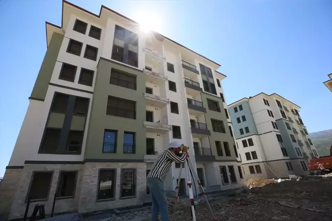 Gaziantep İslahiye'de TOKİ Konutları Tamamlanıyor