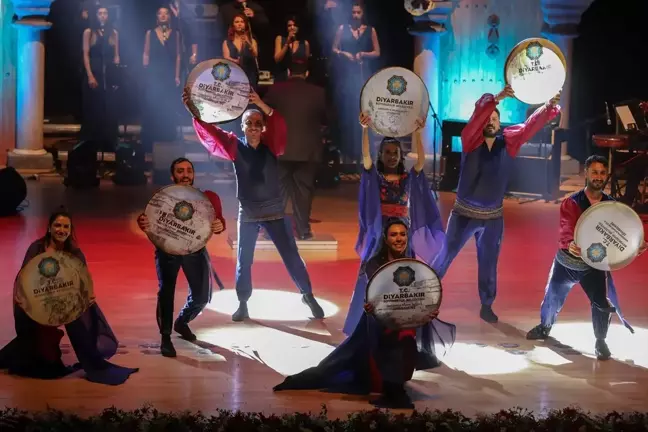Diyarbakır Büyükşehir Belediyesi Sezai Karakoç Kültür ve Sanat Sezonu'na başladı