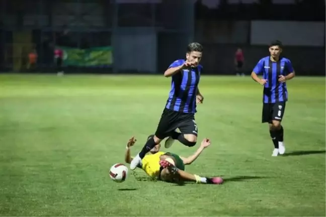 Karacabey Belediyespor Adıyaman FK'ya 1-0 mağlup oldu