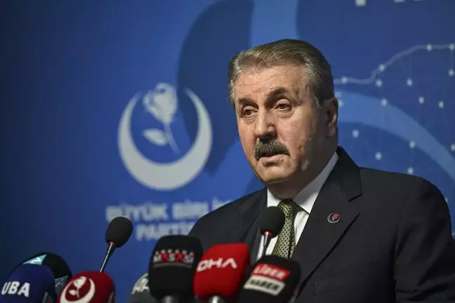 BBP Genel Başkanı Mustafa Destici: Azerbaycan, Karabağ'da anlaşmanın gereklerini yerine getiriyor
