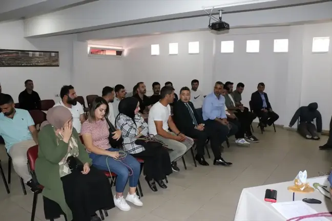 Hizan Kaymakamı AFAD Eğitimlerine Katılan Arama Kurtarma Derneği Üyelerini Ziyaret Etti