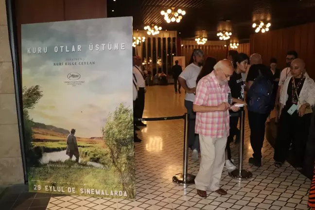 Nuri Bilge Ceylan'ın filmi Kuru Otlar Üstüne'nin Türkiye prömiyeri yapıldı