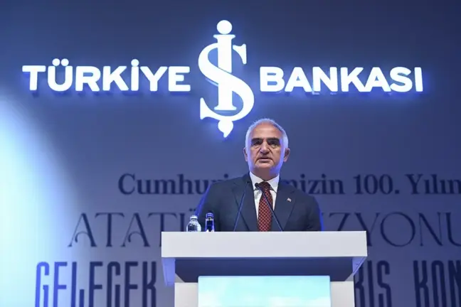Bakan Mehmet Nuri Ersoy,